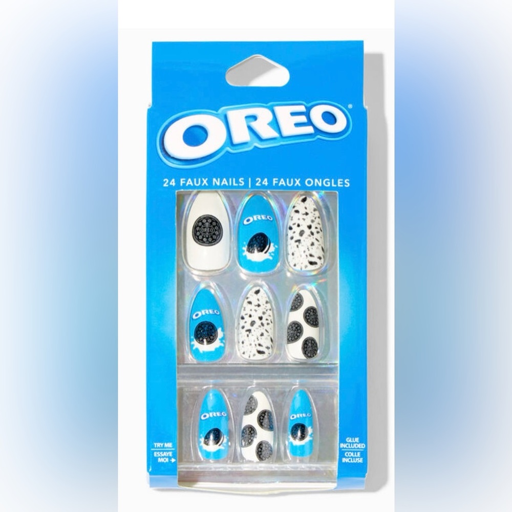 New Oreo Stiletto Vegan Faux Nail Set